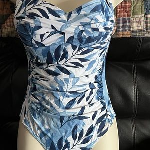 NWT NipTuck one piece blue floral bathing suit 4